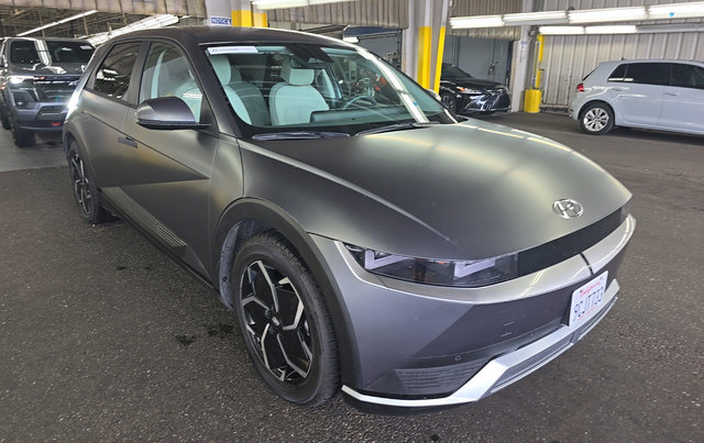Used 2022 Hyundai Ioniq 5 SEL AWD/4WD image 2