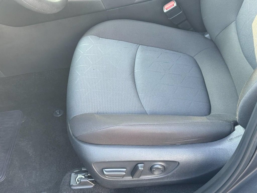 Certified 2025 Toyota RAV4 XLE AWD/4WD image 23