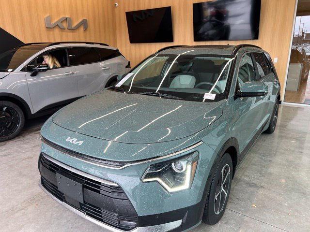 Used 2024 Kia Niro FWD image 1