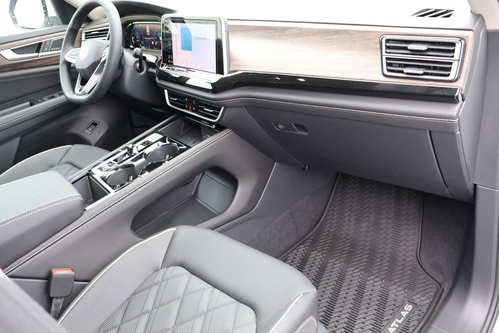 New 2026 Volkswagen Atlas SEL Premium R-Line image 11
