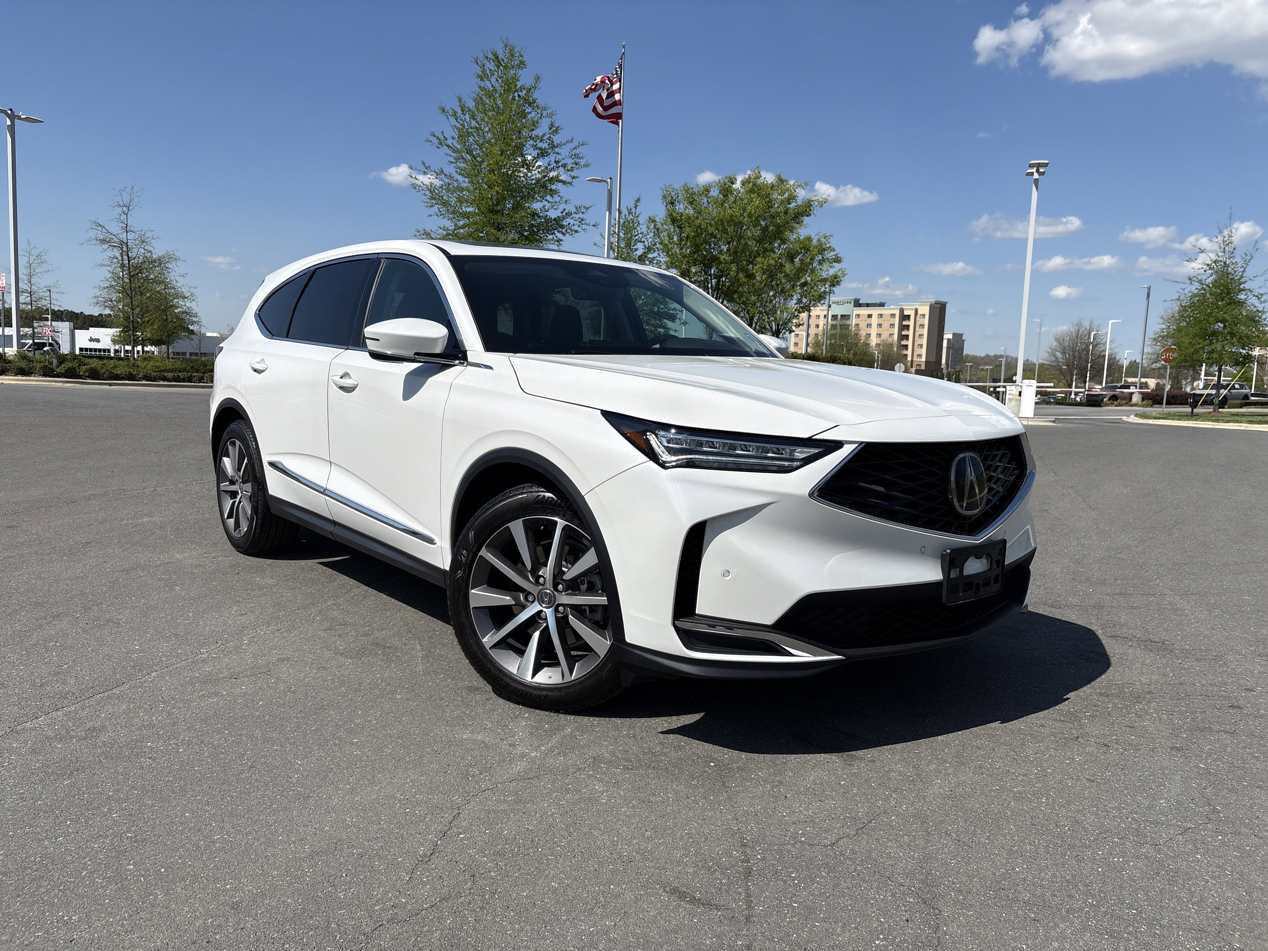 Used 2026 Acura MDX FWD w/ Technology Package image 2