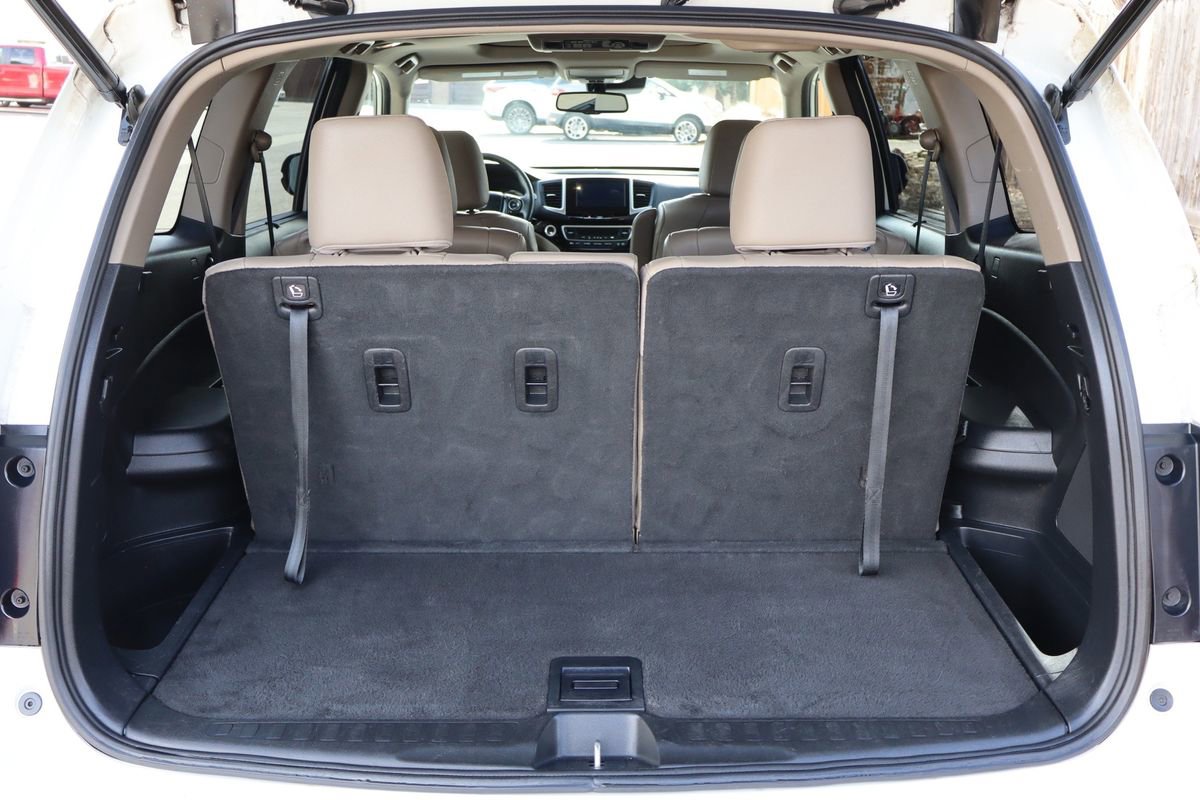 Used 2016 Honda Pilot Elite image 14