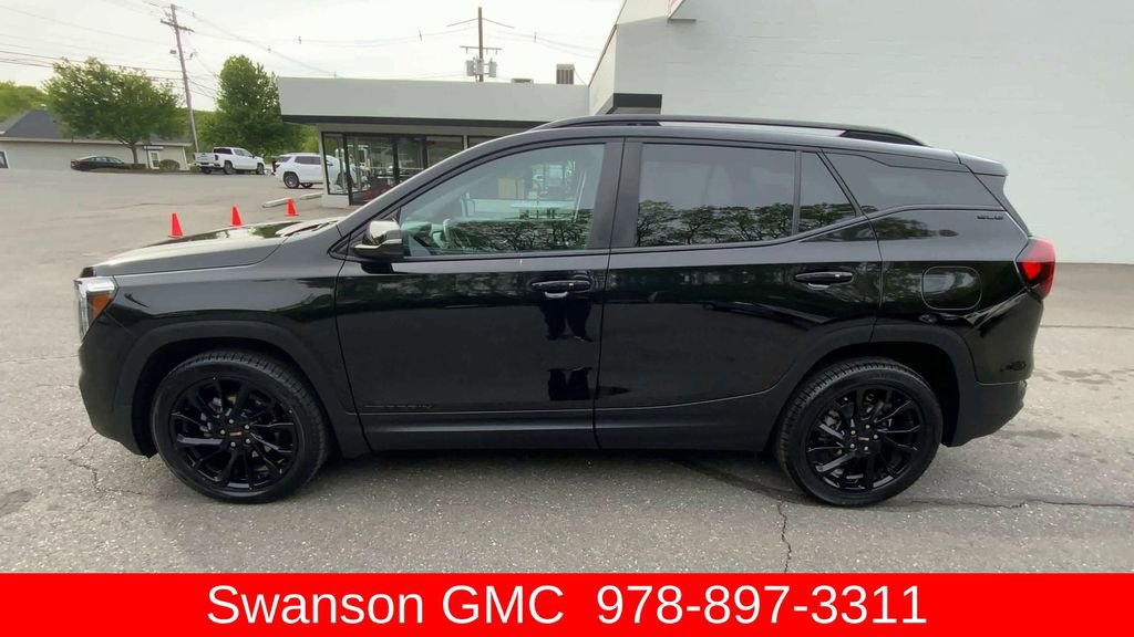 Certified 2023 GMC Terrain SLE w/ Driver Convenience Package AWD/4WD image 6