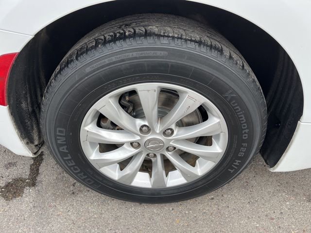 Used 2018 Chrysler Pacifica Touring-L w/ Premium Audio Group image 20