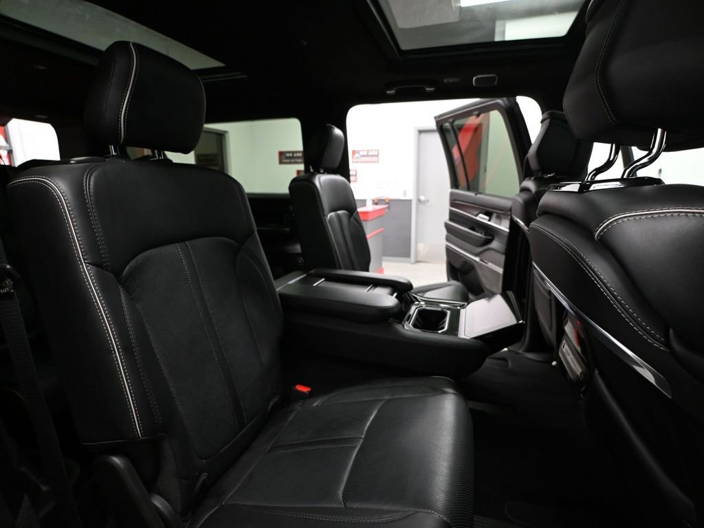 Used 2024 Jeep Grand Wagoneer L Series II w/ Quick Order Packagew 28T image 50