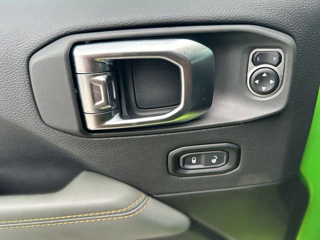 Used 2025 Jeep Gladiator Mojave image 14