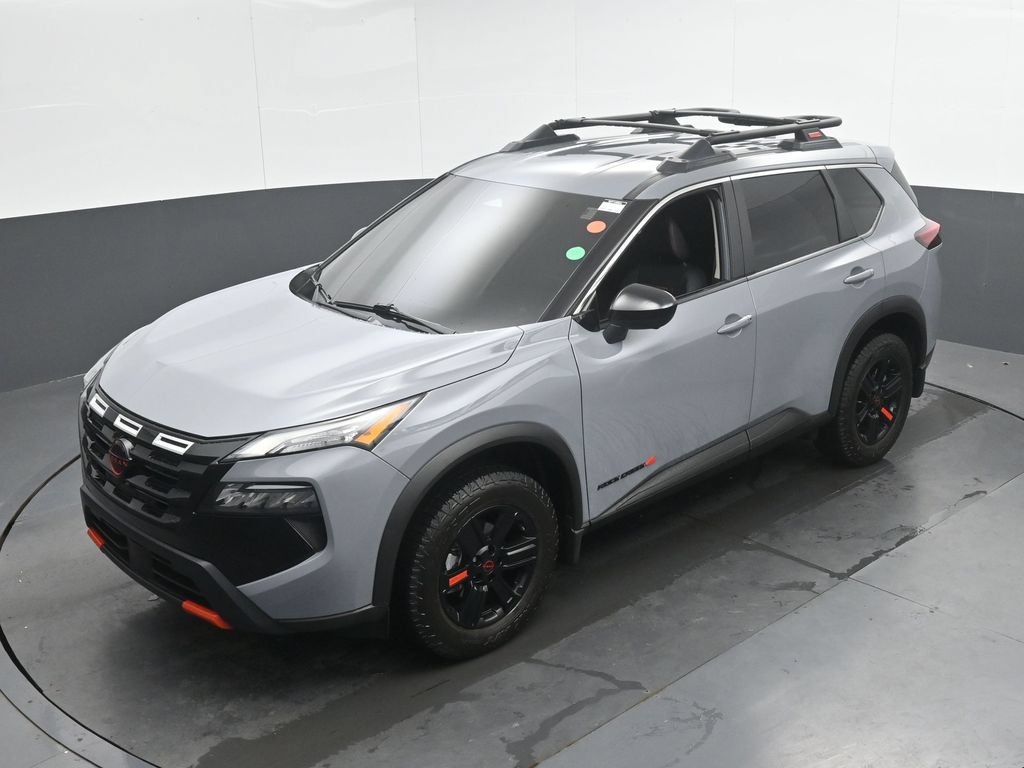 Used 2025 Nissan Rogue SV AWD/4WD image 36