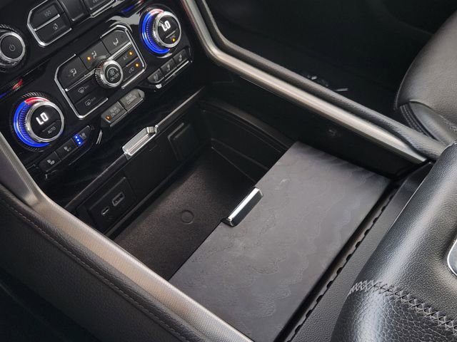 Used 2023 GMC Yukon XL Denali image 18