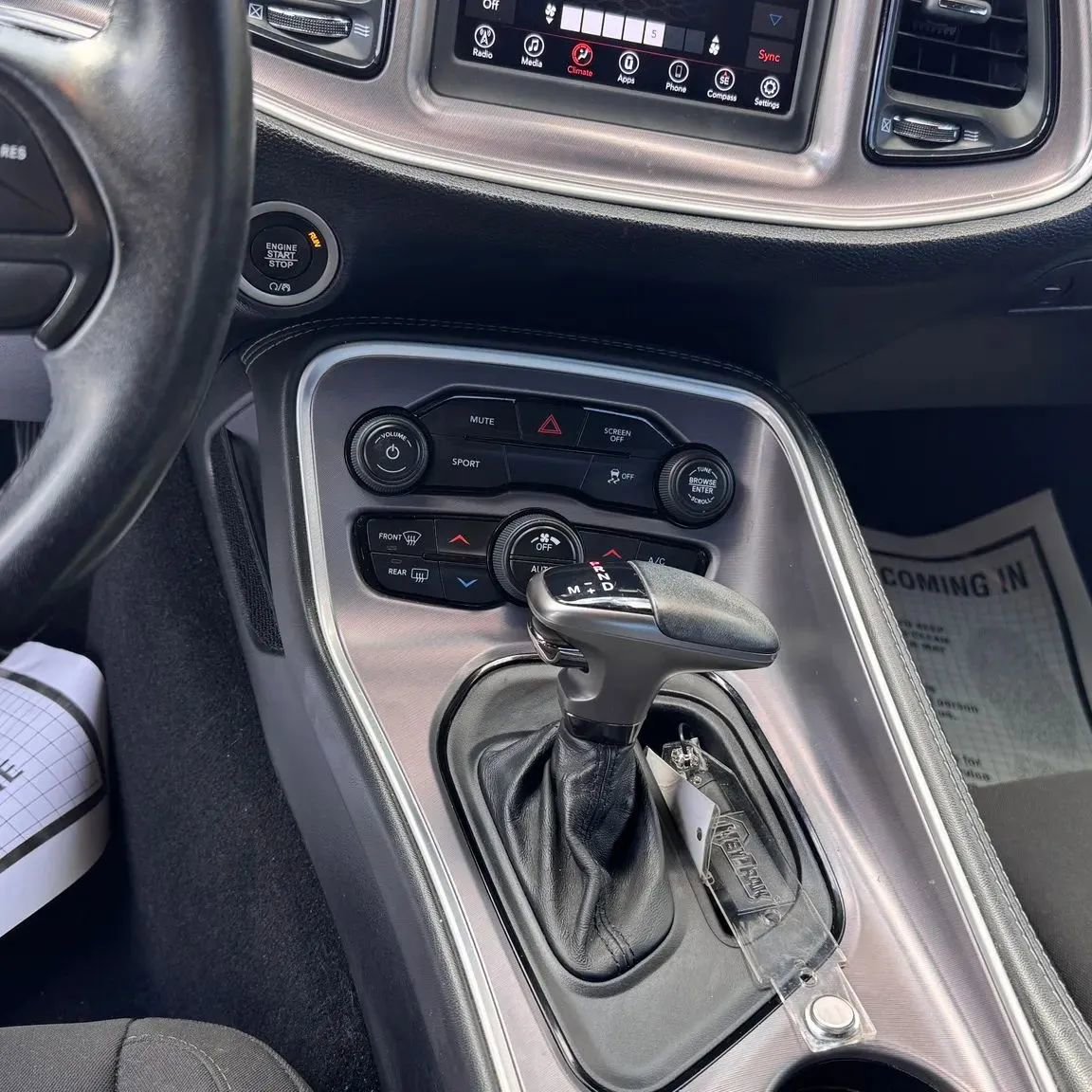 Used 2019 Dodge Challenger SXT image 11