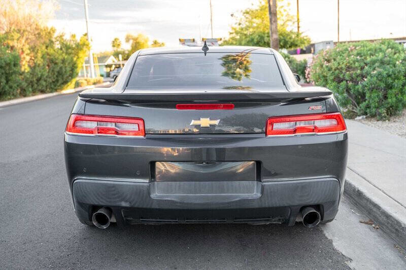 Used 2015 Chevrolet Camaro LT w/ RS Package RWD image 4
