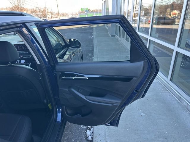 Used 2023 Kia Seltos SX image 42