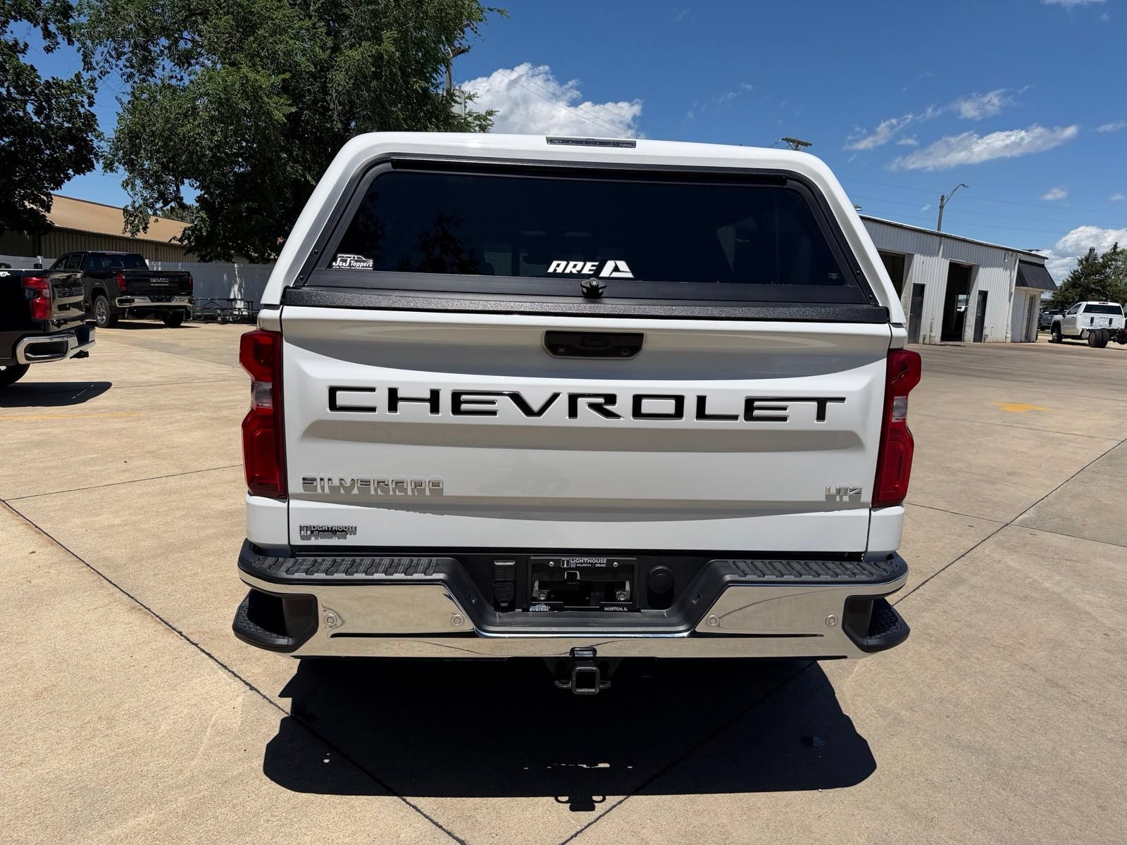 Used 2023 Chevrolet Silverado 1500 LTZ w/ Technology Package AWD/4WD image 10