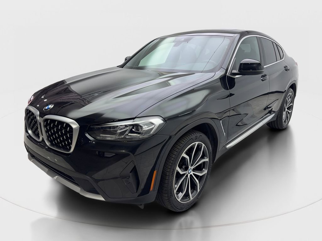 Used 2023 BMW X4 xDrive30i w/ Convenience Package image 2