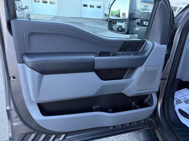 Used 2023 Ford F250 XLT w/ XLT Premium Package AWD/4WD image 18