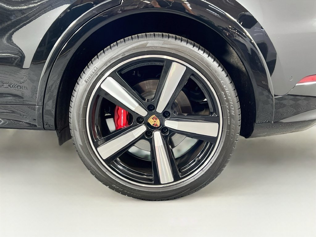 Used 2026 Porsche Cayenne S AWD/4WD image 33