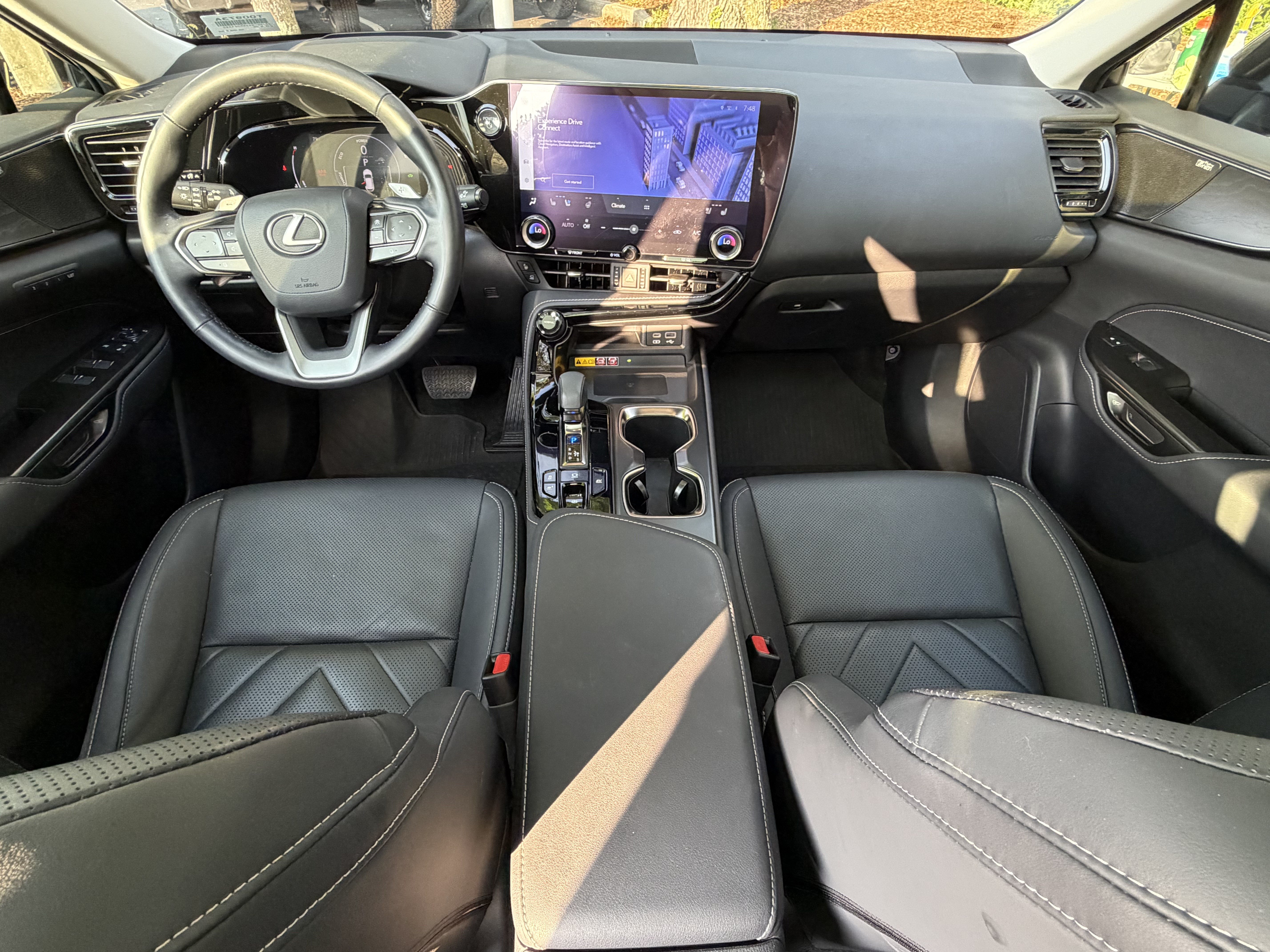 Used 2022 Lexus NX 350h AWD w/ Vision Package image 32