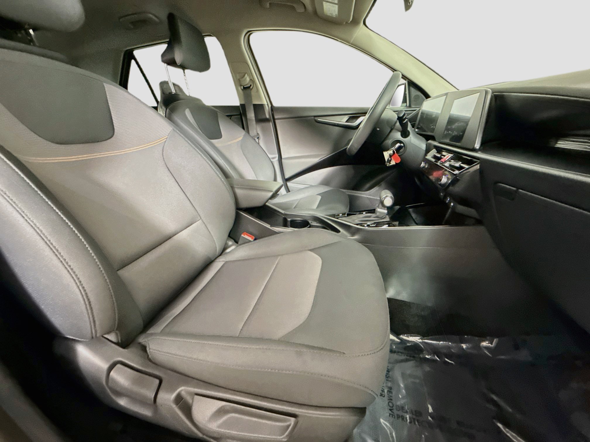 Used 2026 Kia Niro LX FWD image 29
