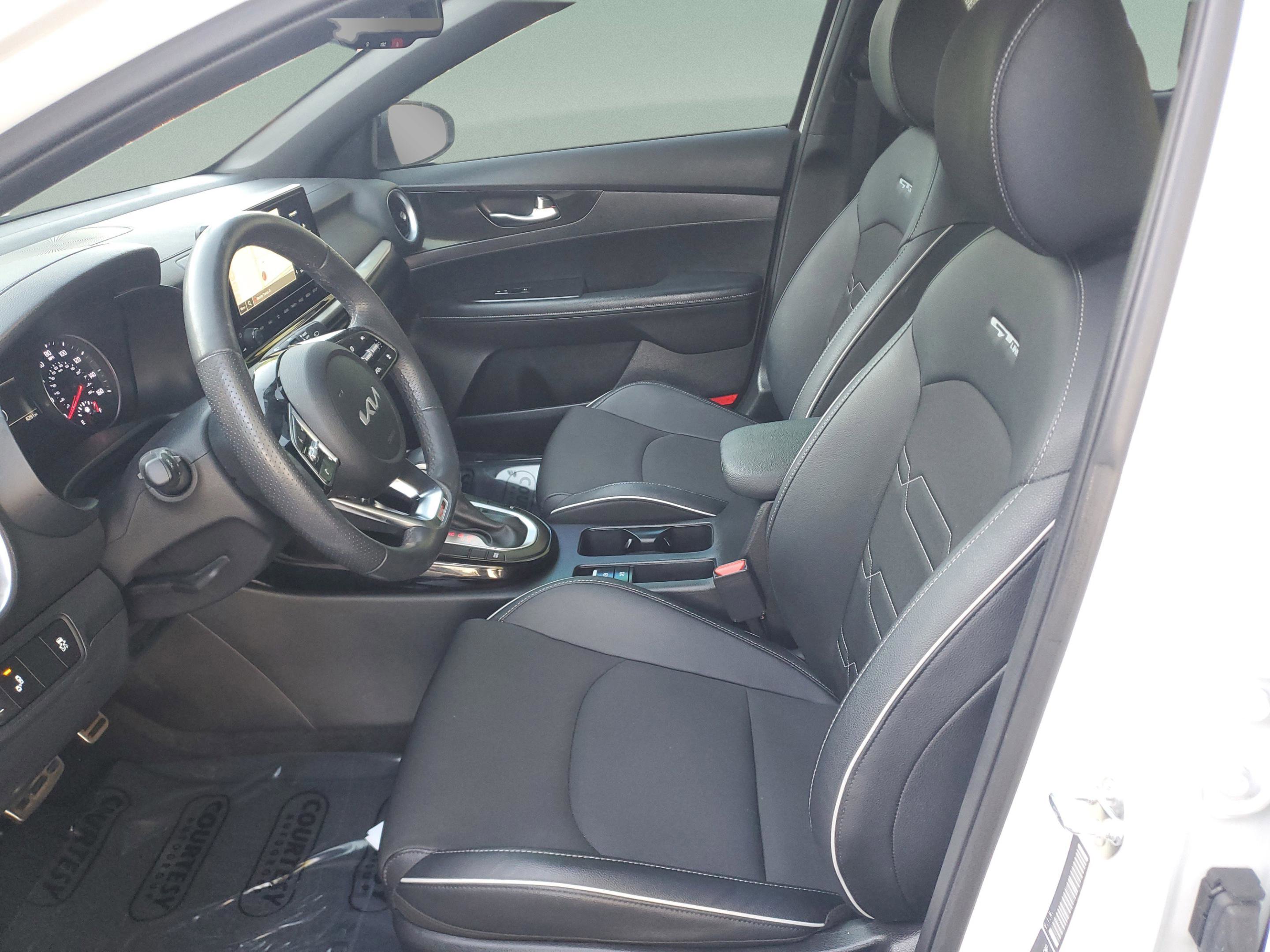 Certified 2024 Kia Forte GT-Line FWD image 16