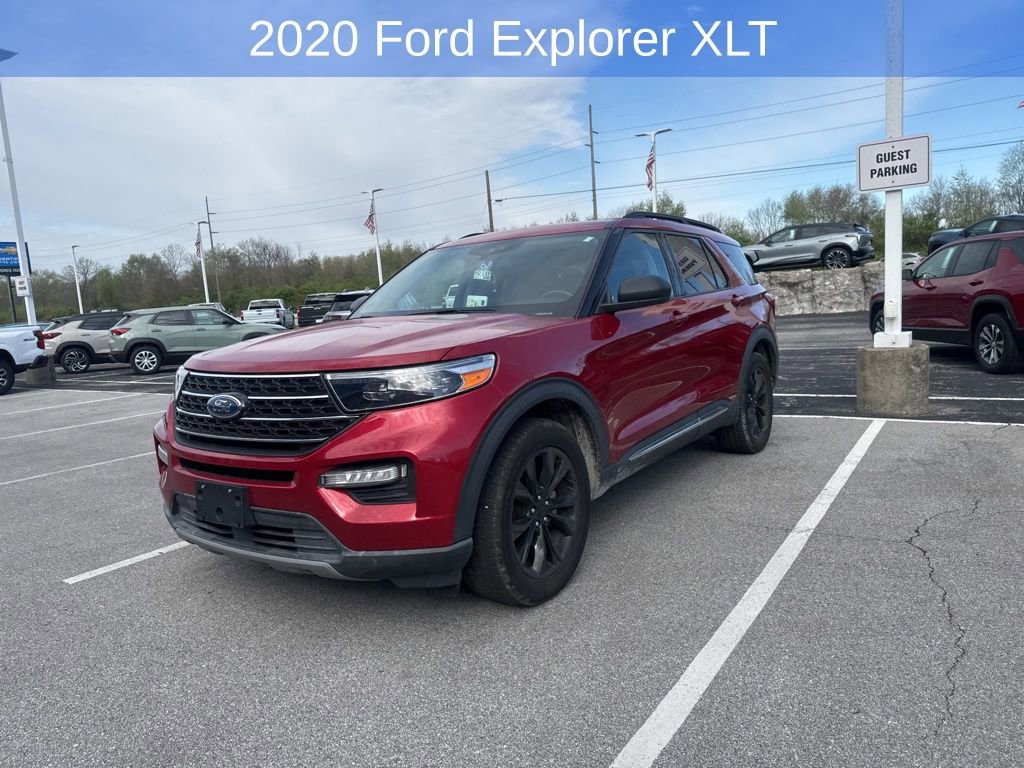 Used 2020 Ford Explorer XLT w/ Equipment Group 202A image 2