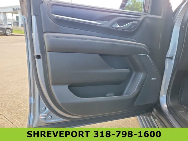 Used 2022 GMC Yukon Denali w/ Denali Ultimate Package AWD/4WD image 23