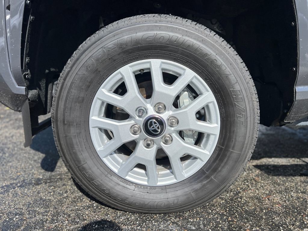 Certified 2025 Toyota Tacoma SR5 w/ SR5 Upgrade Package image 9