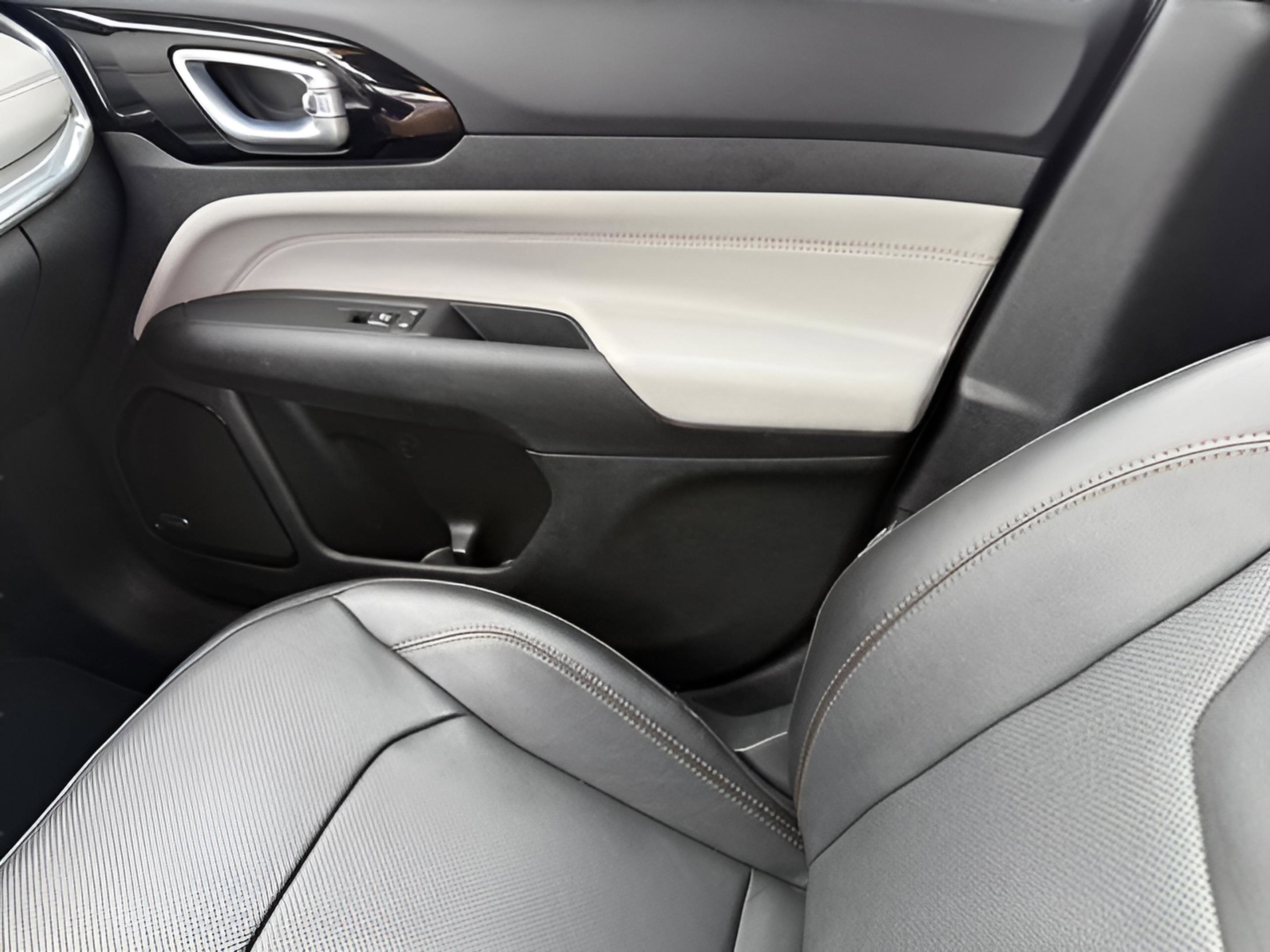 Used 2023 Jeep Compass Limited w/ Elite Group image 28