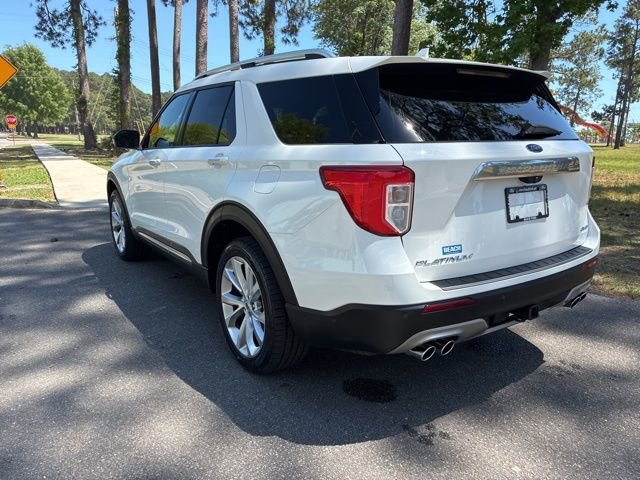 Used 2022 Ford Explorer Platinum w/ Equipment Group 601A AWD/4WD image 5
