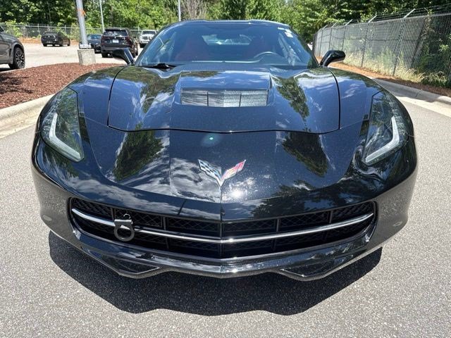Used 2017 Chevrolet Corvette Stingray Coupe w/ Z51 1LT RWD image 2