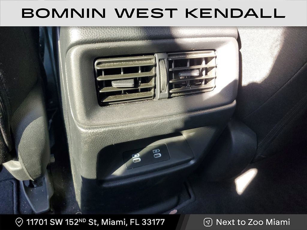 Used 2025 Honda CR-V Sport image 15