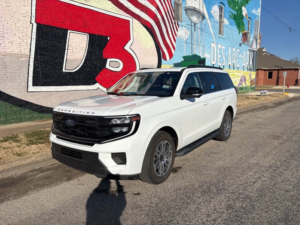 Used 2025 Ford Expedition Active image 60