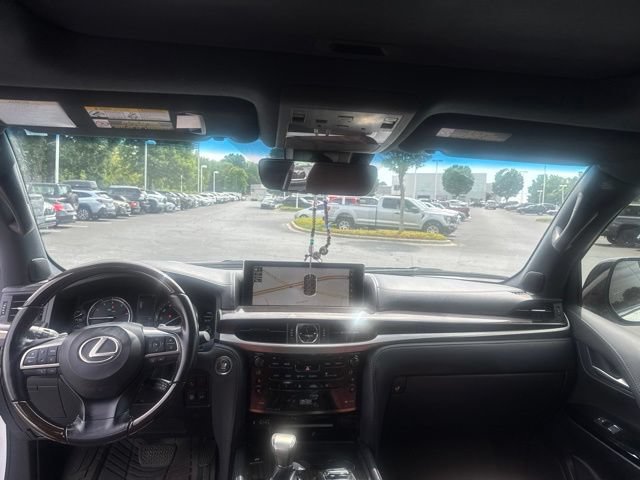 Used 2021 Lexus LX 570 4WD w/ Sport Package image 15