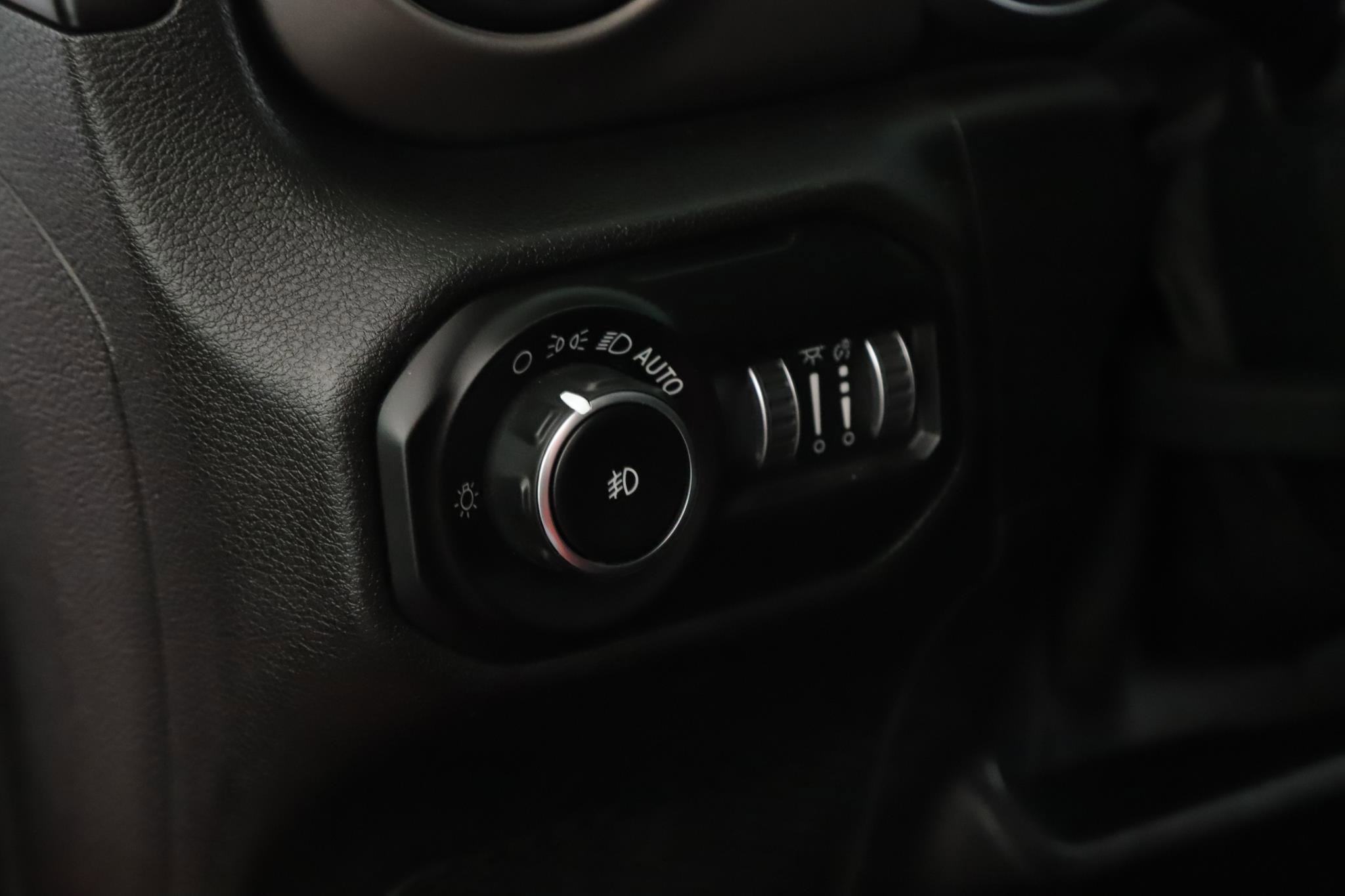Used 2020 Jeep Wrangler Unlimited Sport S AWD/4WD image 8