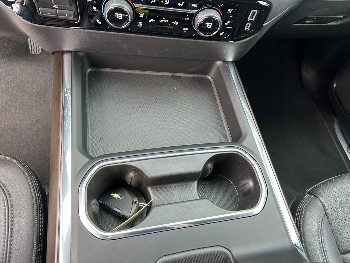 Used 2024 Chevrolet Silverado 3500 High Country w/ High Country Premium Package image 10