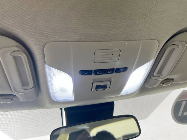 Used 2021 Toyota Corolla LE w/ LE Convenience Package FWD image 20