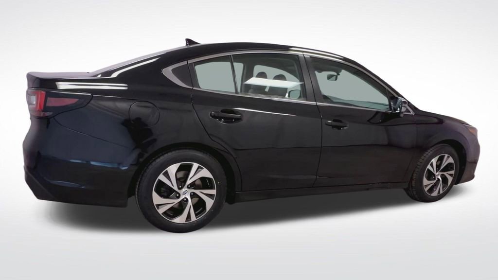 Used 2022 Subaru Legacy Premium image 8