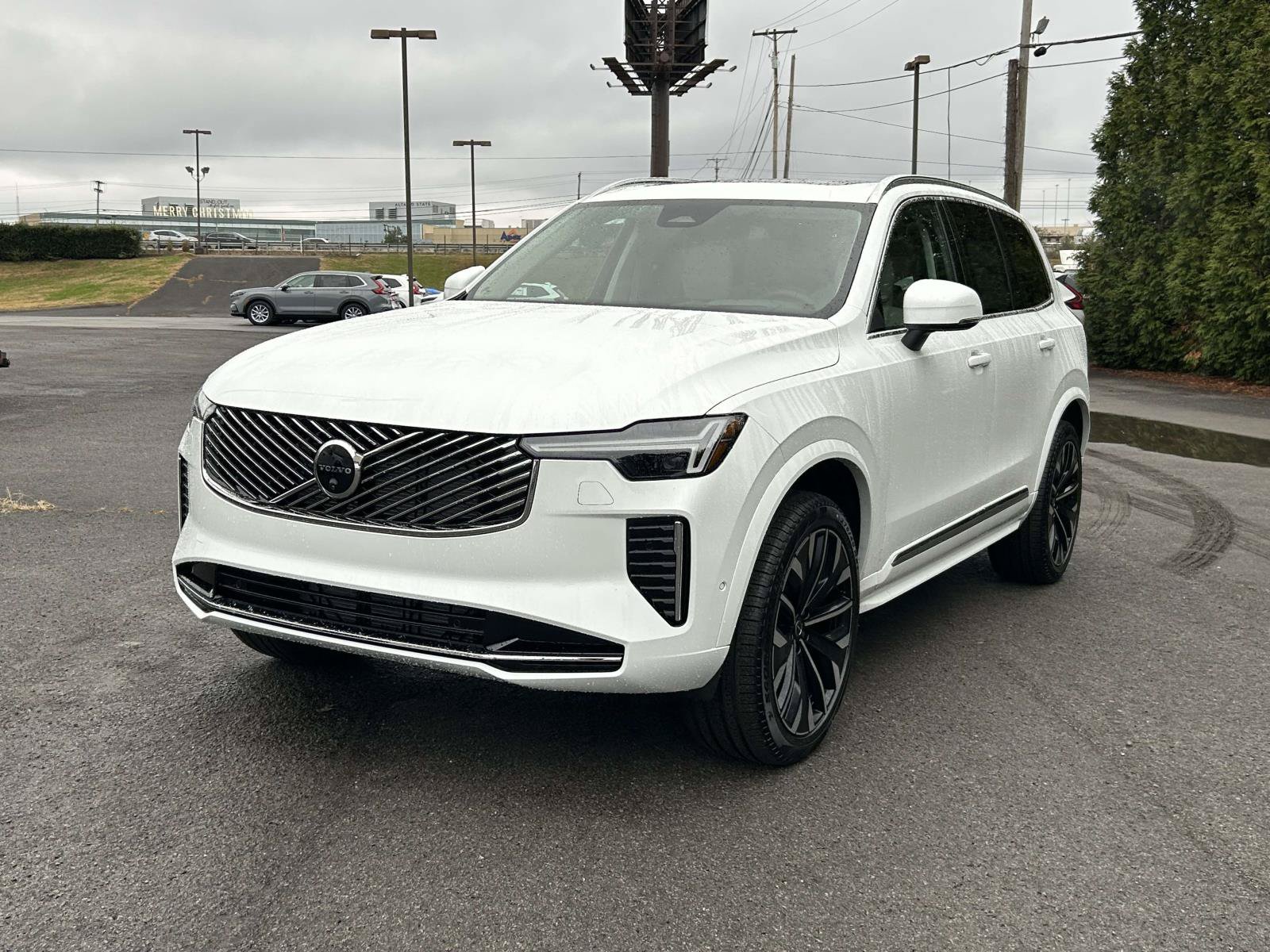 New 2026 Volvo XC90 B6 Ultra w/ Protection Package AWD/4WD image 7