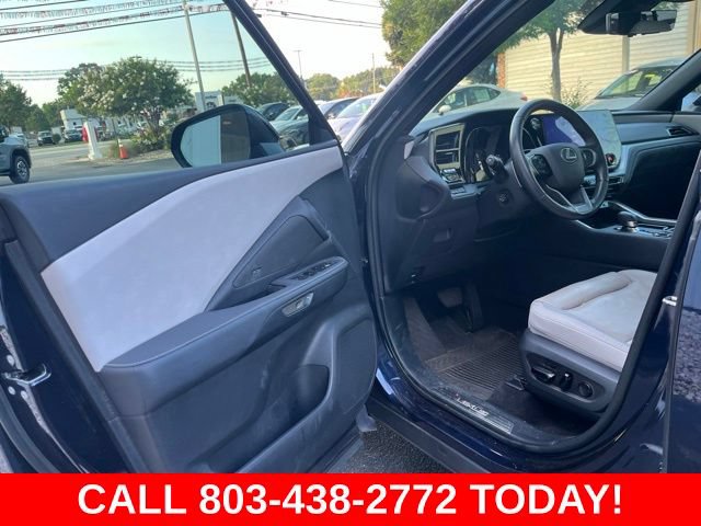 Used 2024 Lexus TX 350 FWD w/ Technology Package image 4
