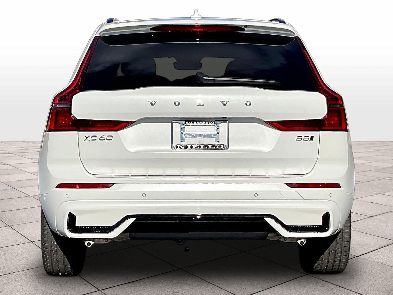 New 2026 Volvo XC60 B5 Plus w/ Protection Package Premier AWD/4WD image 6