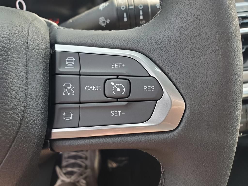 New 2026 Jeep Compass Limited w/ Sun, Sound & Navigation Group AWD/4WD image 14