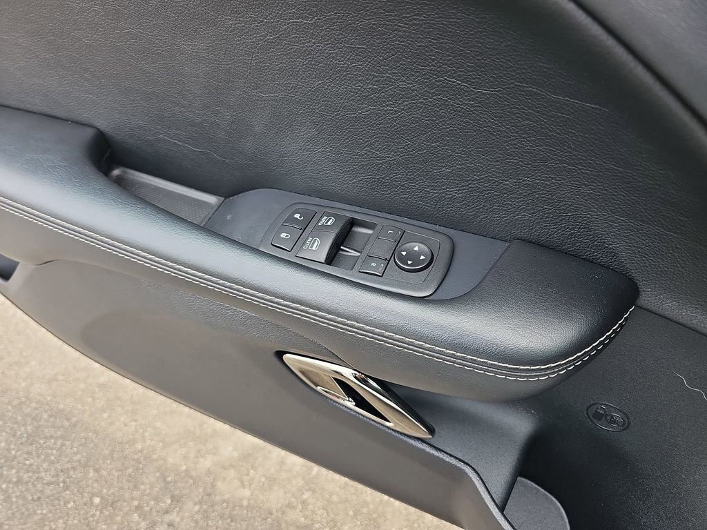 Used 2020 Dodge Challenger SRT Hellcat w/ Plus Package image 32