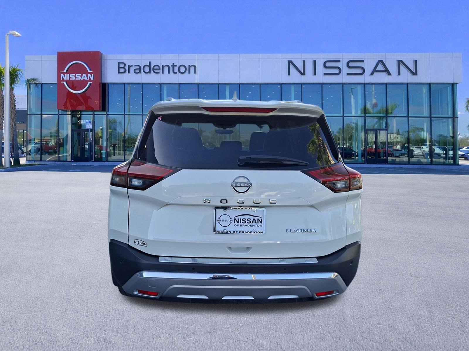 Certified 2023 Nissan Rogue Platinum w/ Platinum Premium Package FWD image 6