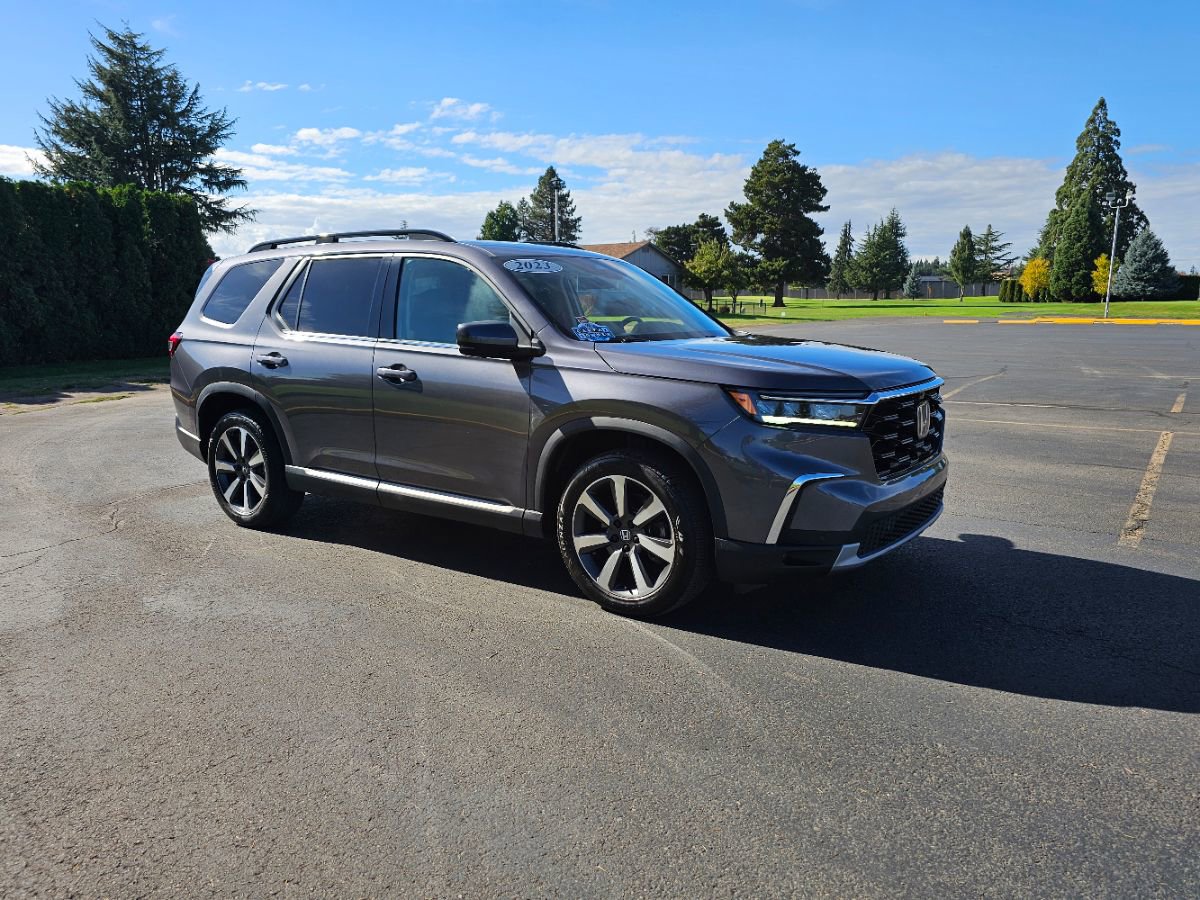 Used 2023 Honda Pilot Elite image 5