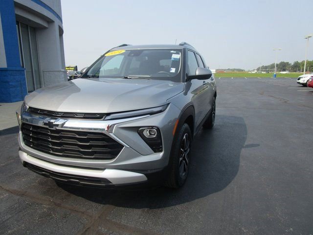 Certified 2024 Chevrolet TrailBlazer LT w/ LT Cold Weather Package image 8