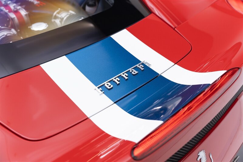 Used 2015 Ferrari 458 Speciale Coupe RWD image 34