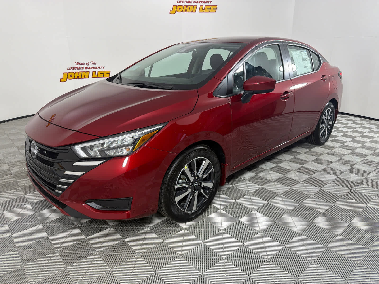 New 2025 Nissan Versa SV w/ Trunk Package