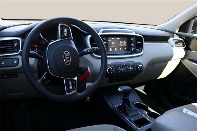 Used 2020 Kia Sorento LX image 14