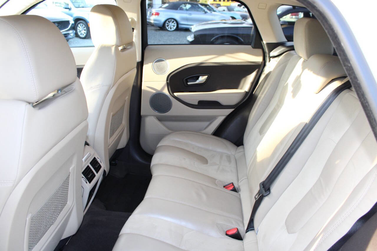 Used 2014 Land Rover Range Rover Evoque Pure image 19