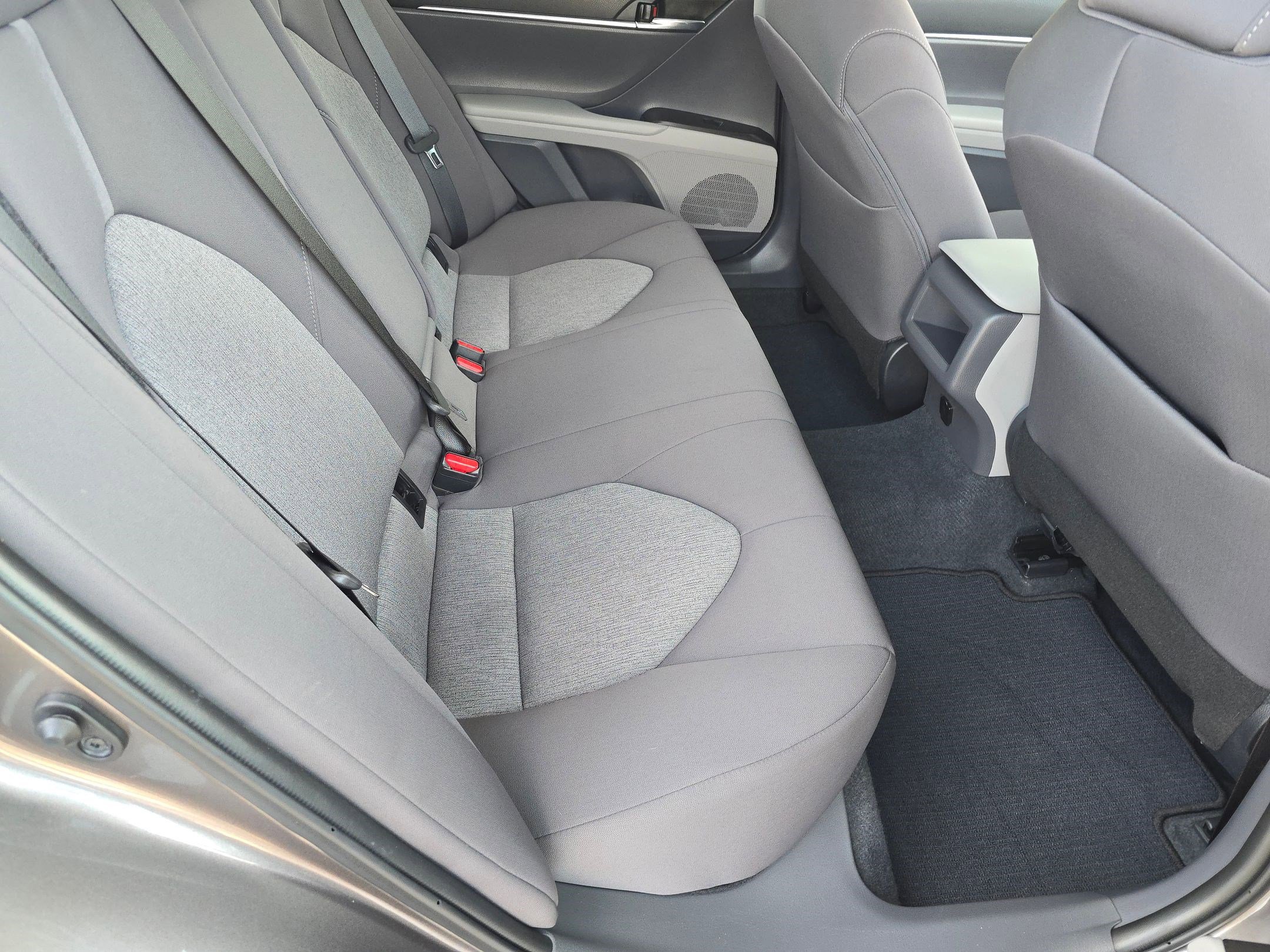 Used 2024 Toyota Camry LE image 27