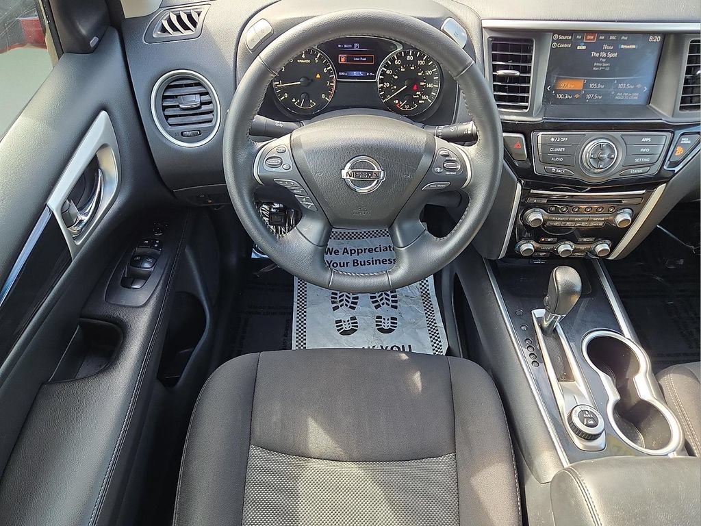 Used 2020 Nissan Pathfinder SV AWD/4WD image 9