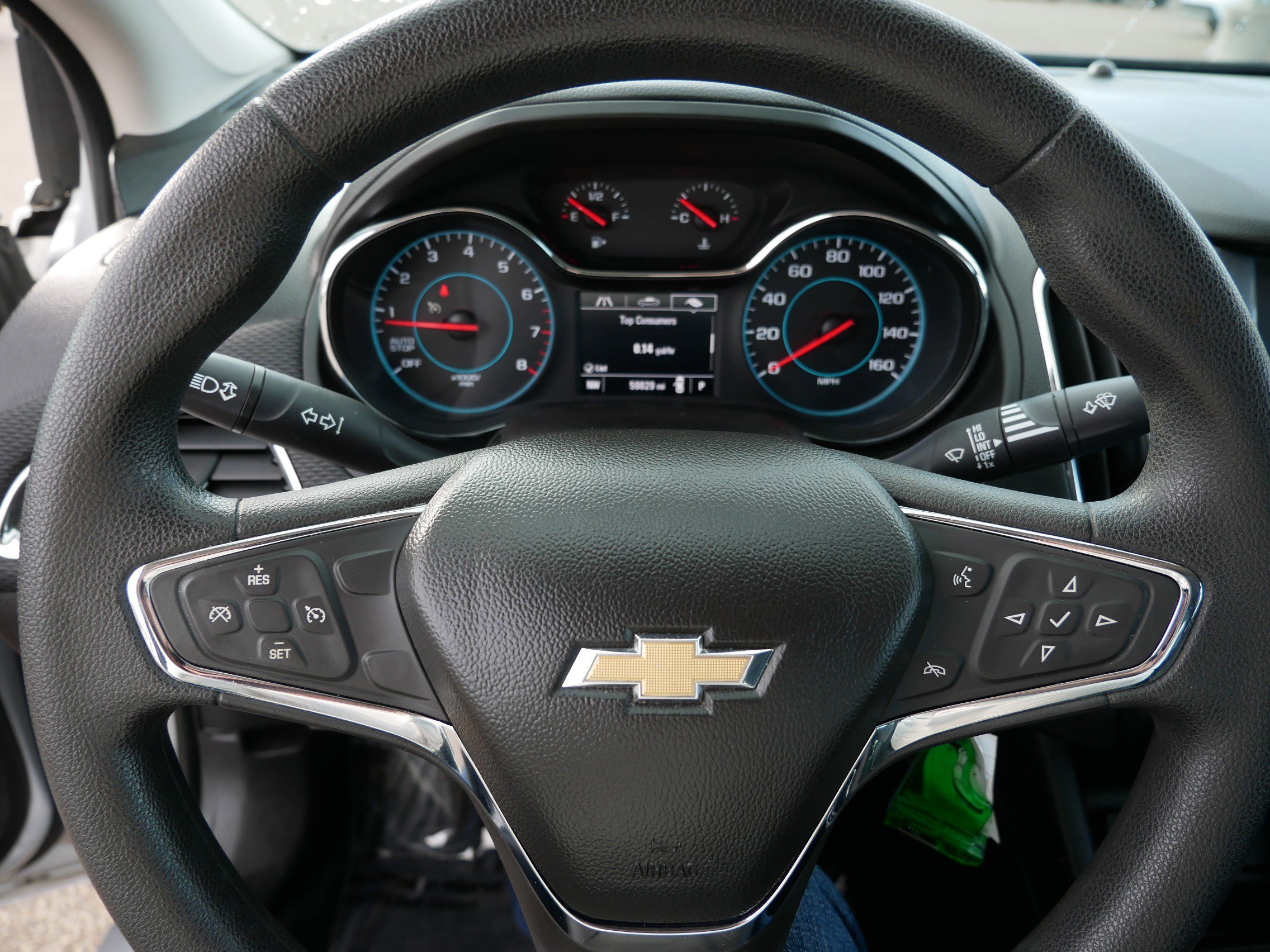 Used 2017 Chevrolet Cruze LT FWD image 25